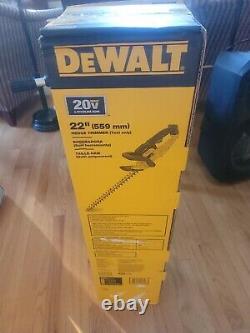 Dewalt 20v Max Li-Ion 22 In. Hedge Trimmer (Tool Only) DCHT820B BRAND NEW
